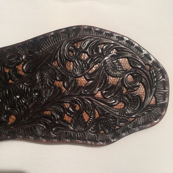 STUNNING Ray Pohja Tooled Leather Western Belt main image 9